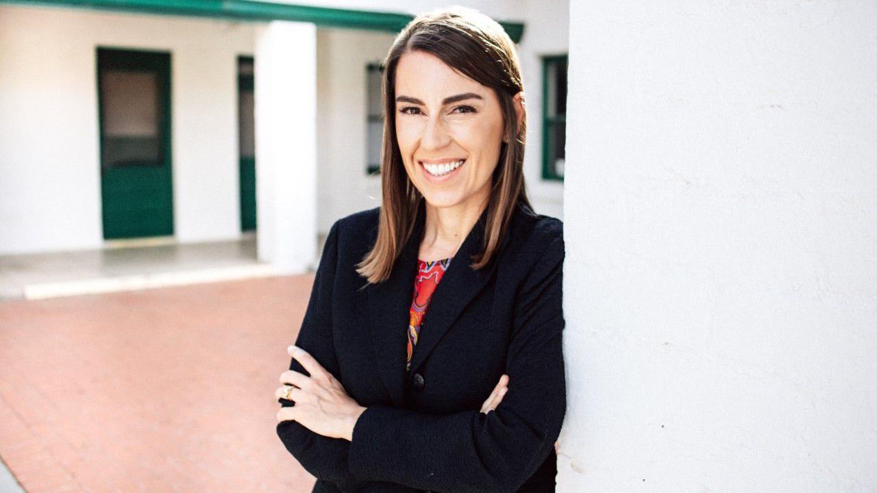 Political notebook: VIPs weigh in on county attorney race; Altar honors Richard Elias, Lincoln Project targets McSally